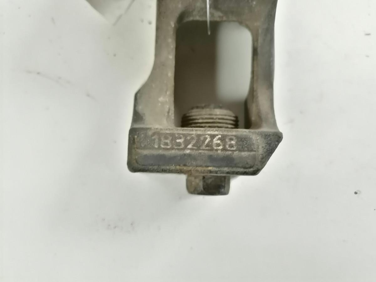 Scania Muffler carrier 1832268 - Summuti - Veoauto: pilt 4 Scania Muffler carrier 1832268 - Summuti - Veoauto: pilt 4