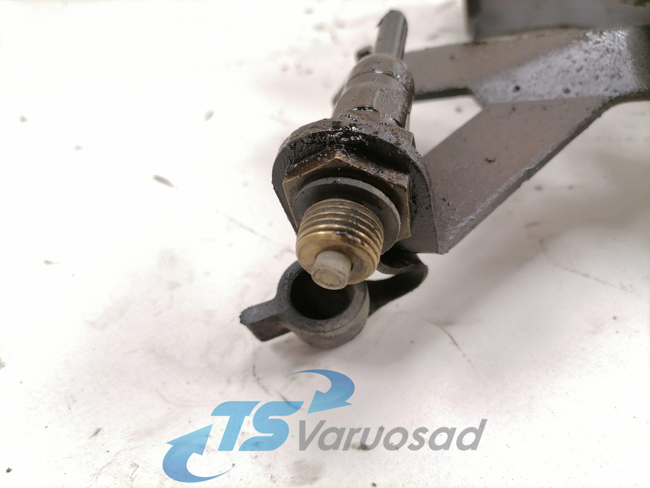 Scania Roolisüsteemi õlimahuti kandur 1446713 - Roolivõimendi voolik - Veoauto: pilt 3 Scania Roolisüsteemi õlimahuti kandur 1446713 - Roolivõimendi voolik - Veoauto: pilt 3