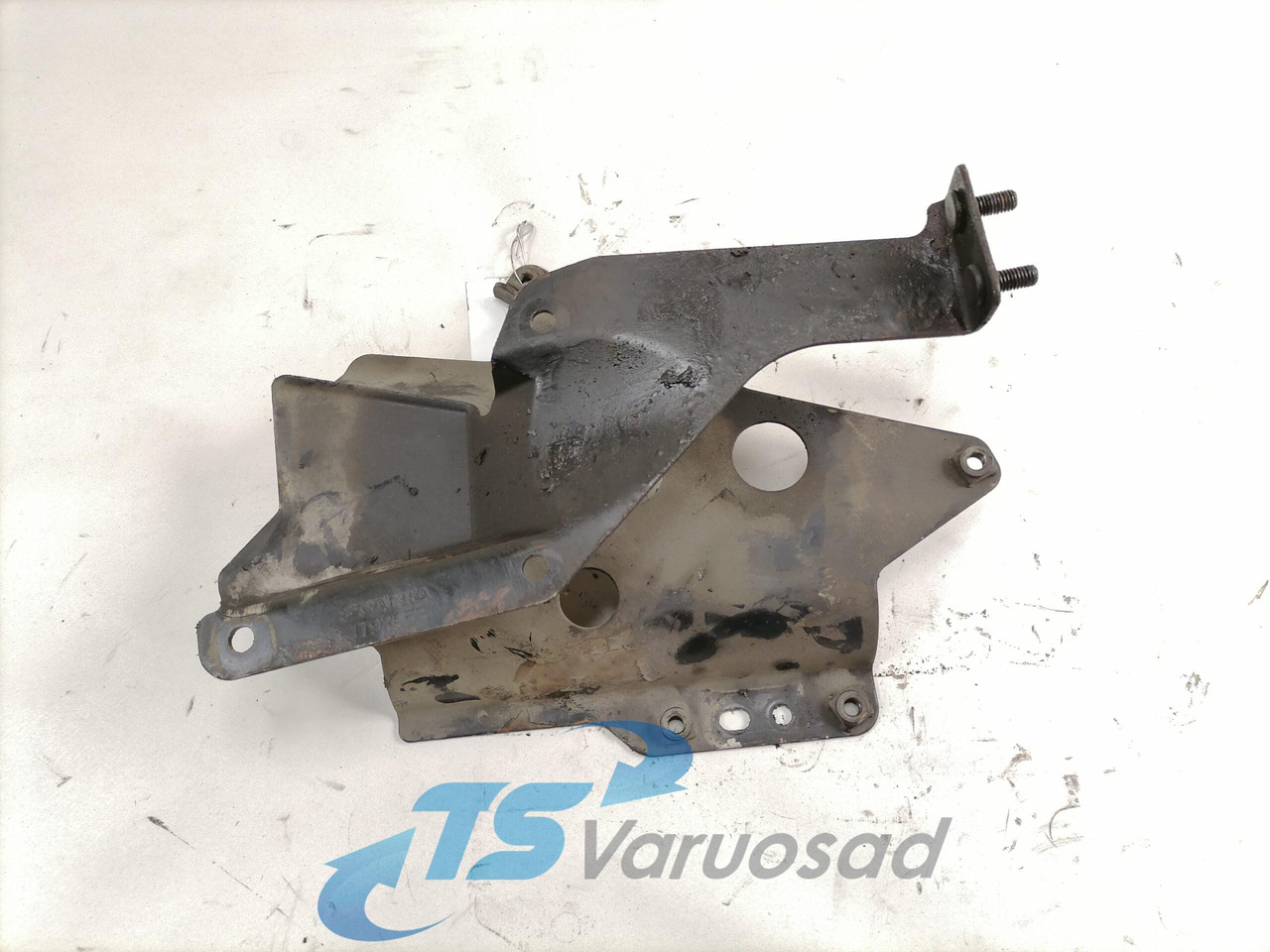 Scania Roolisüsteemi õlimahuti kandur 1792053 - Roolivõimendi voolik - Veoauto: pilt 1 Scania Roolisüsteemi õlimahuti kandur 1792053 - Roolivõimendi voolik - Veoauto: pilt 1