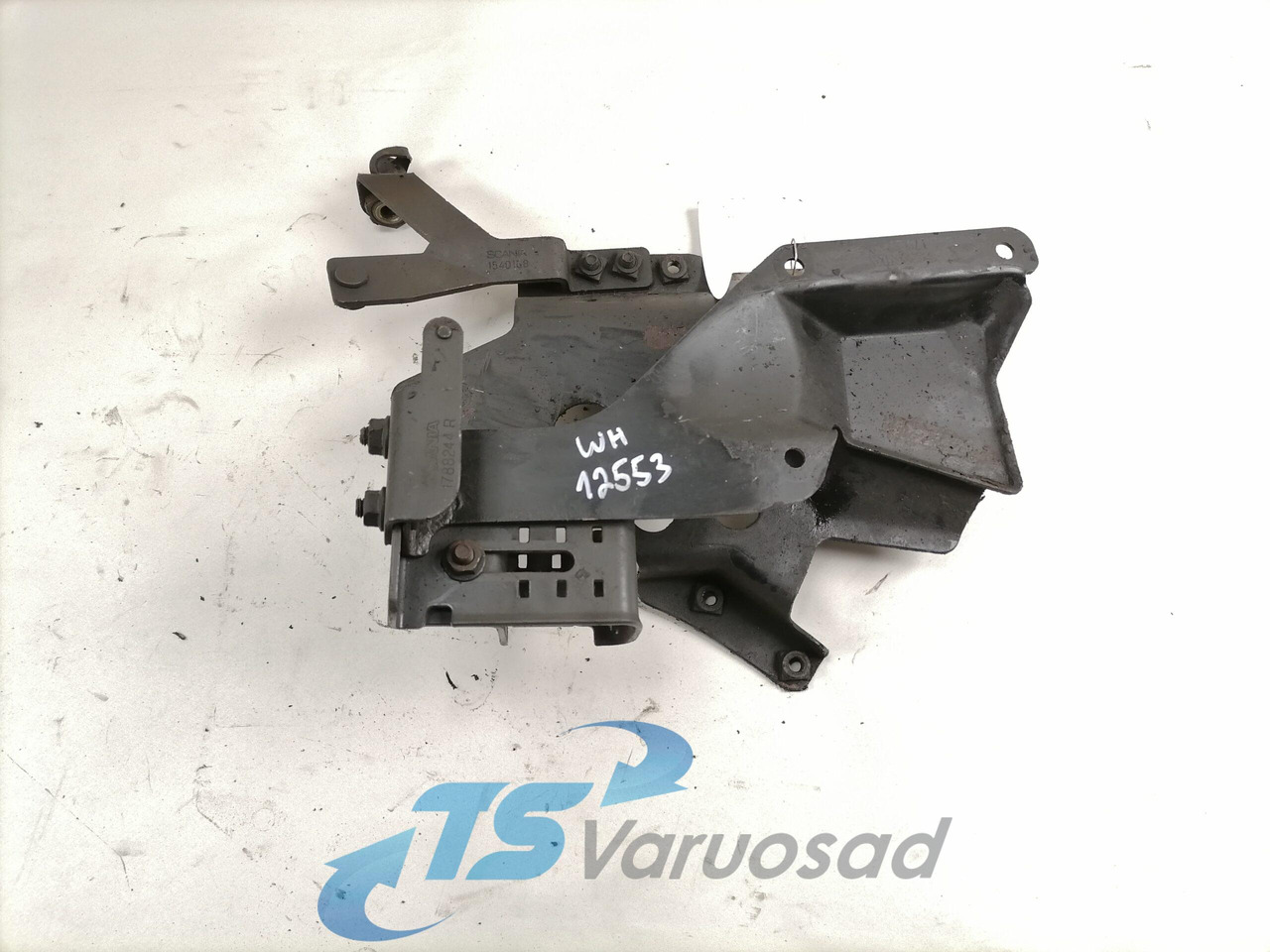 Scania Roolisüsteemi õlimahuti kandur 1792053 - Roolivõimendi voolik - Veoauto: pilt 1 Scania Roolisüsteemi õlimahuti kandur 1792053 - Roolivõimendi voolik - Veoauto: pilt 1