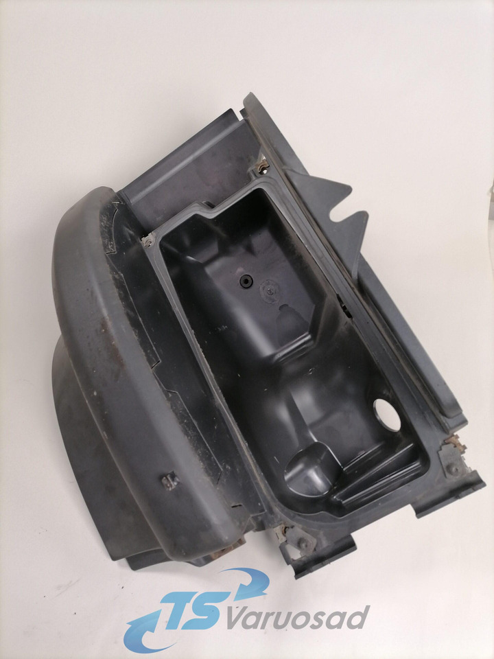 Scania Scania headlight housing, left 1431920 - Tuled/ Valgus - Veoauto: pilt 1 Scania Scania headlight housing, left 1431920 - Tuled/ Valgus - Veoauto: pilt 1