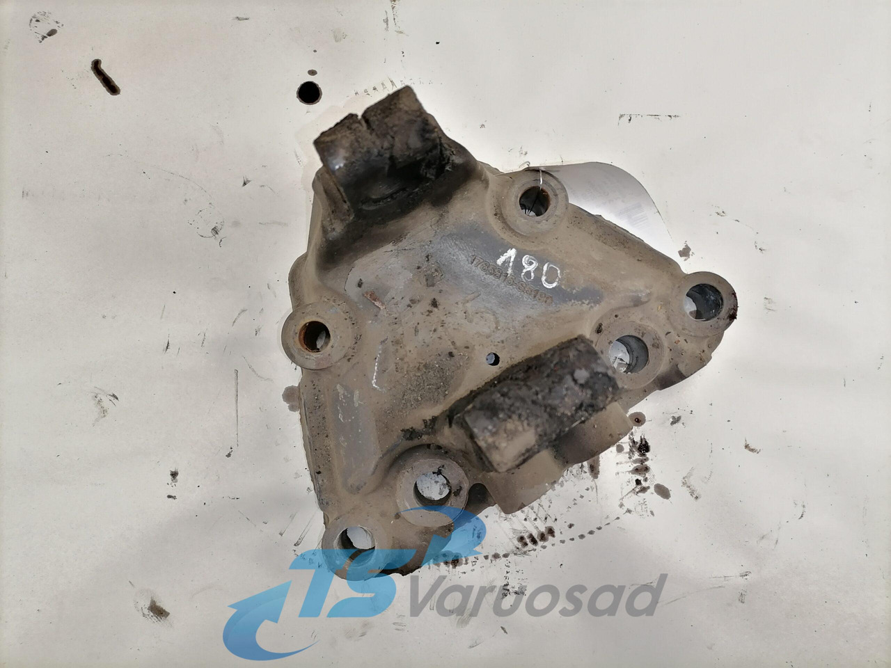 Scania Spring bracket 1785815 - Vedrustus - Veoauto: pilt 3 Scania Spring bracket 1785815 - Vedrustus - Veoauto: pilt 3