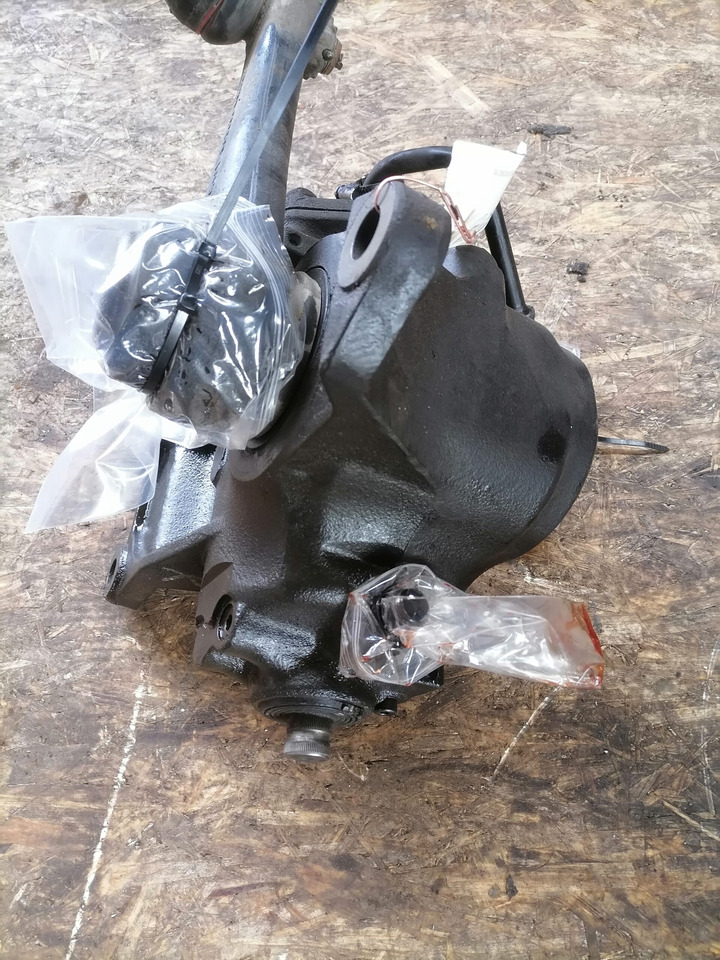 Scania Steering box 1353044 - Roolikarp - Veoauto: pilt 5 Scania Steering box 1353044 - Roolikarp - Veoauto: pilt 5