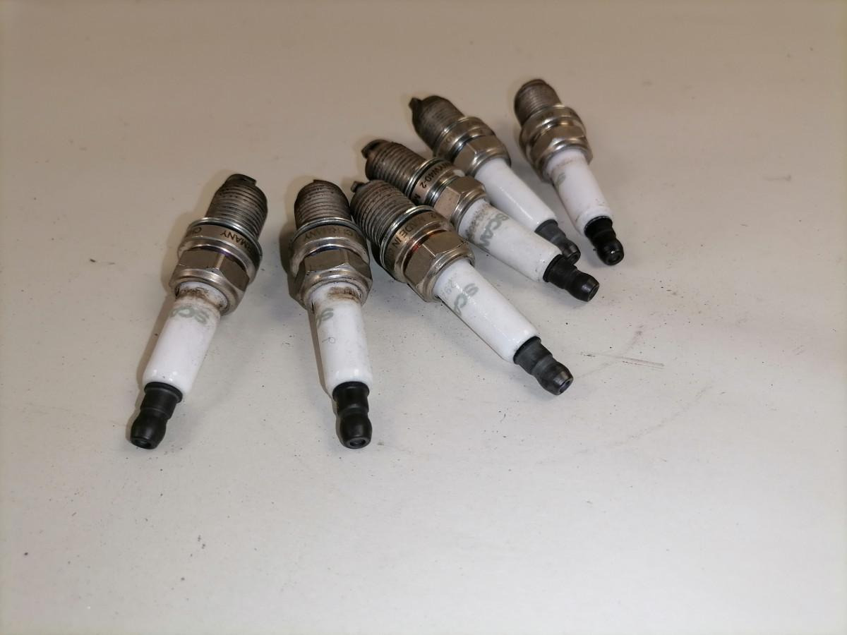 Scania Süüteküünal 2926545 - Kütusepump - Veoauto: pilt 1 Scania Süüteküünal 2926545 - Kütusepump - Veoauto: pilt 1