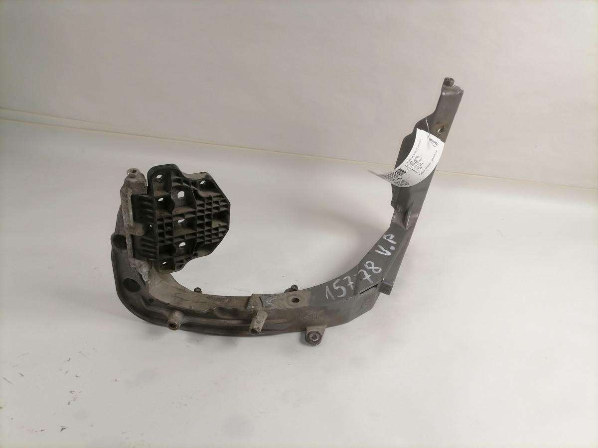 Scania light bracket 2479060 - Tuled/ Valgus - Veoauto: pilt 4 Scania light bracket 2479060 - Tuled/ Valgus - Veoauto: pilt 4