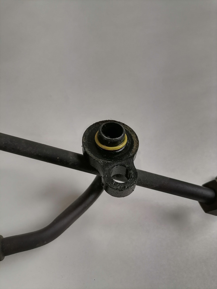 Volvo A/C pipe 20398692 - Soojendus/ Ventilatsioon - Veoauto: pilt 4 Volvo A/C pipe 20398692 - Soojendus/ Ventilatsioon - Veoauto: pilt 4