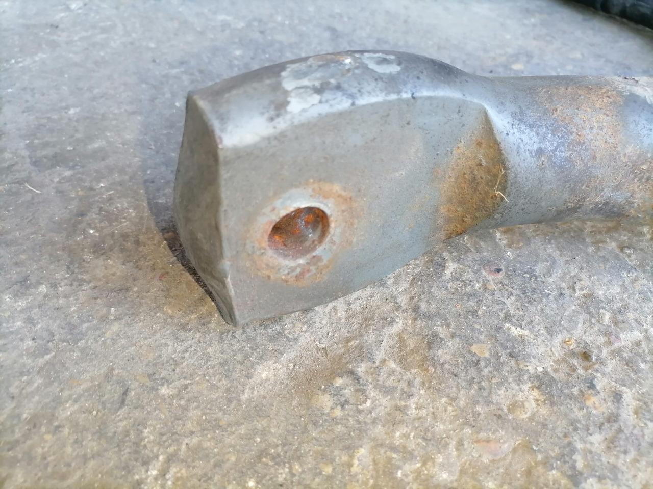 Volvo Anti-roll bar 1075683 - Stabilisaator - Veoauto: pilt 4 Volvo Anti-roll bar 1075683 - Stabilisaator - Veoauto: pilt 4