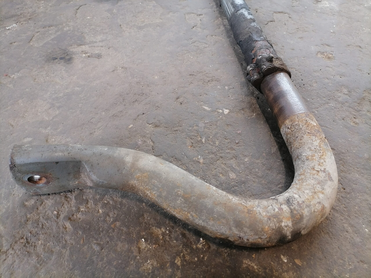 Volvo Anti-roll bar 1075683 - Stabilisaator - Veoauto: pilt 3 Volvo Anti-roll bar 1075683 - Stabilisaator - Veoauto: pilt 3