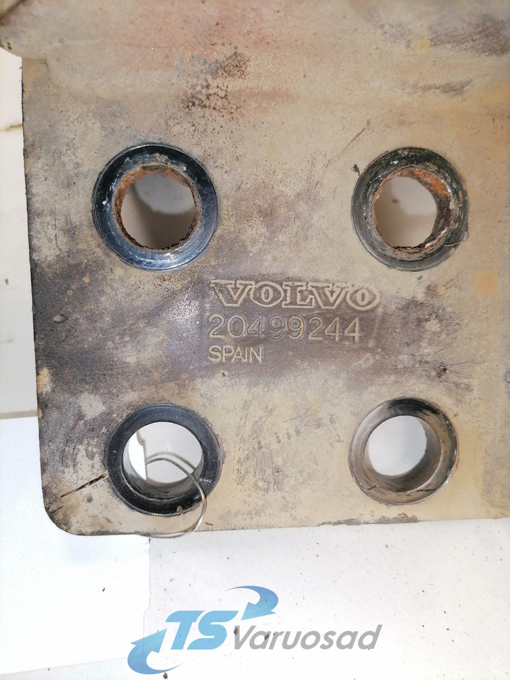 Volvo Bumper bracket 20499244 - Kaitseraud - Veoauto: pilt 3 Volvo Bumper bracket 20499244 - Kaitseraud - Veoauto: pilt 3