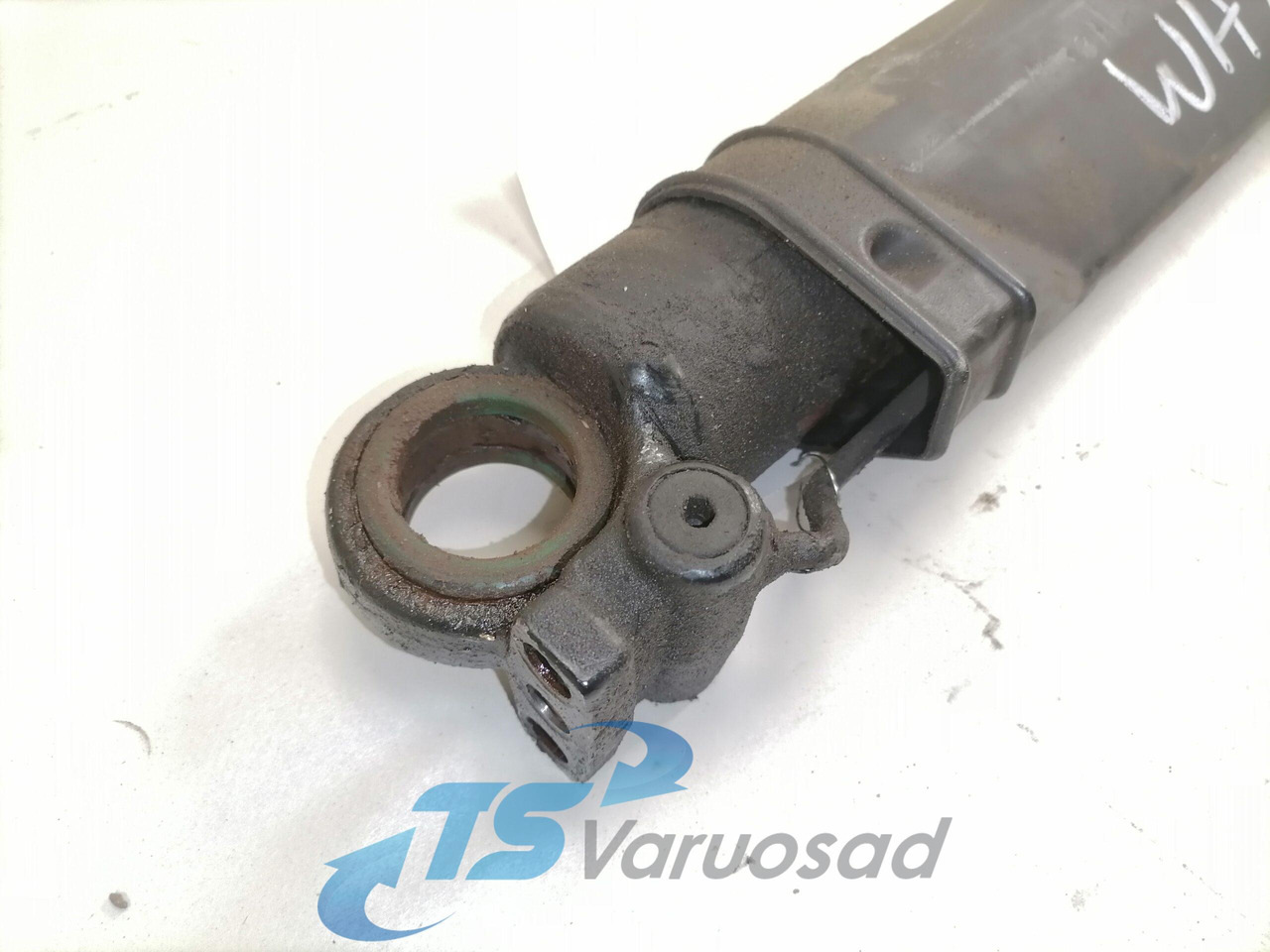 Volvo Cab tilting cylinder 20922305 - Kabiini vedrustus - Veoauto: pilt 4 Volvo Cab tilting cylinder 20922305 - Kabiini vedrustus - Veoauto: pilt 4