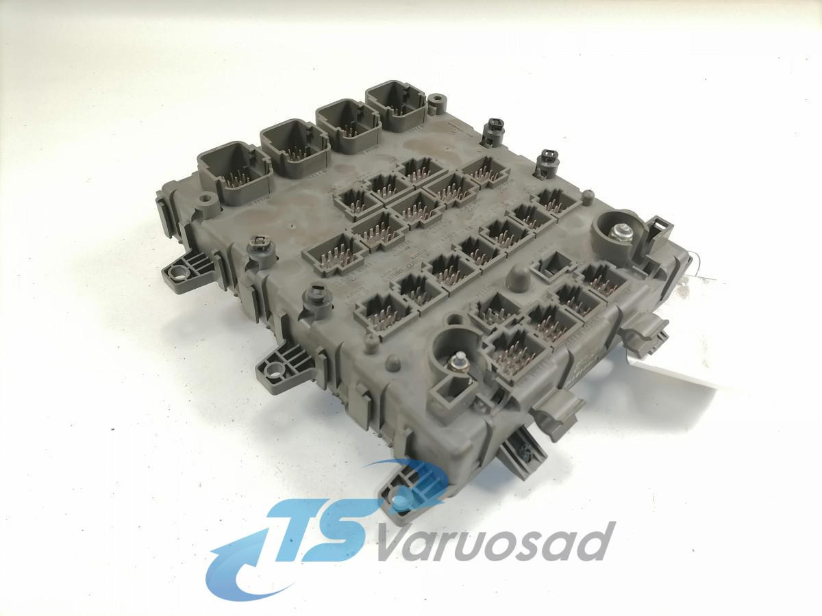 Volvo Central electric unit 5010590677 - Kaitse - Veoauto: pilt 4 Volvo Central electric unit 5010590677 - Kaitse - Veoauto: pilt 4