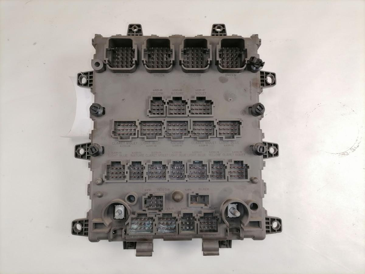 Volvo Central electric unit 5010590677 - Kaitse - Veoauto: pilt 4 Volvo Central electric unit 5010590677 - Kaitse - Veoauto: pilt 4