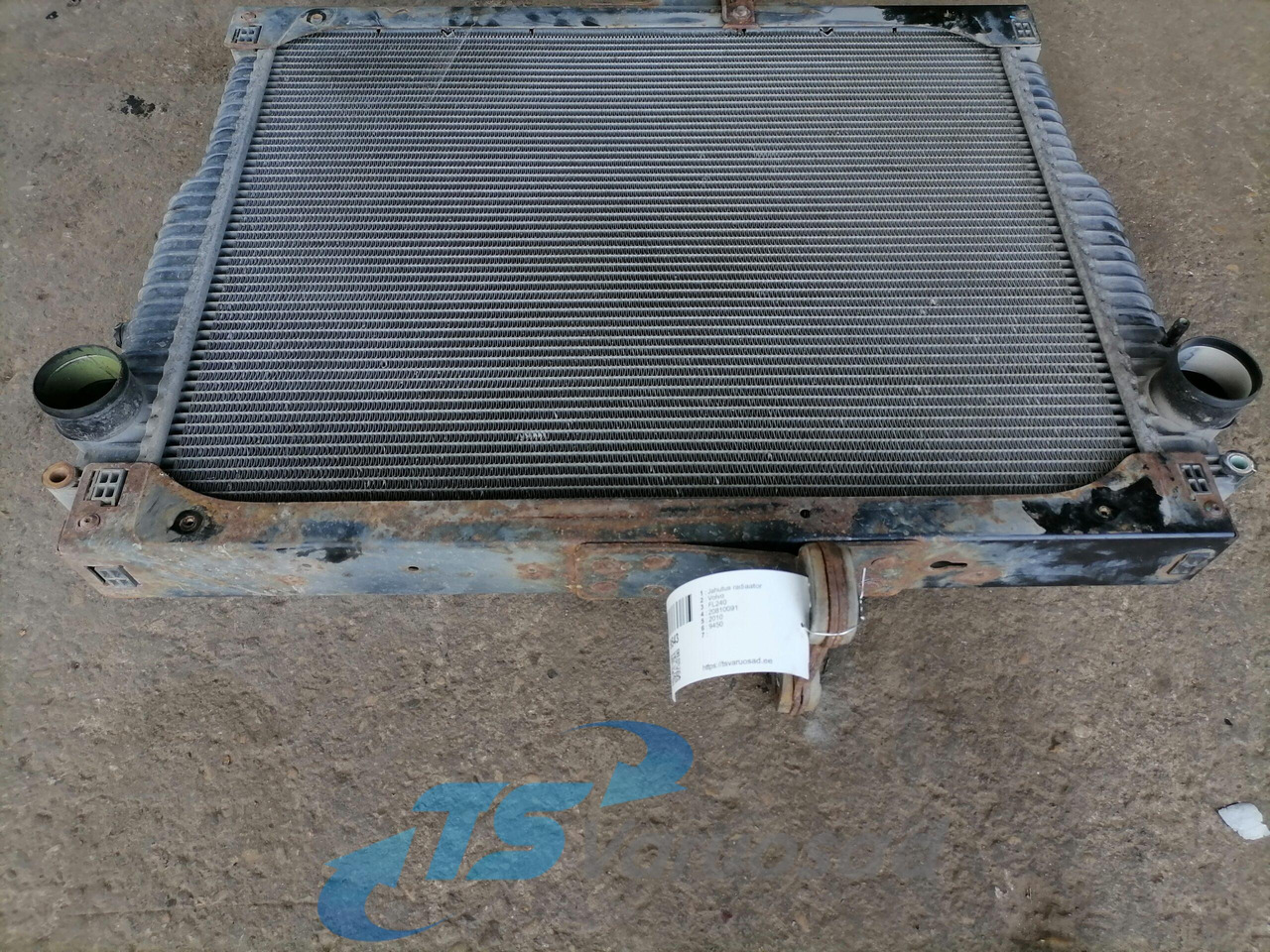Volvo Cooling radiator 20810091 - Radiaator - Veoauto: pilt 3 Volvo Cooling radiator 20810091 - Radiaator - Veoauto: pilt 3