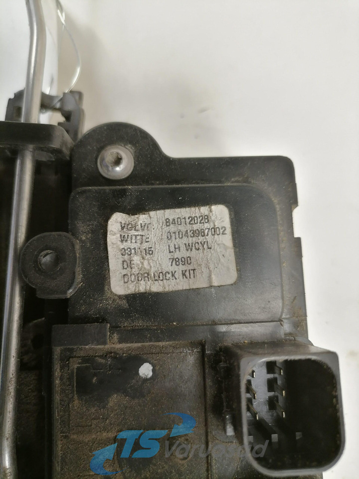 Volvo Door lock 84012028 - Uks ja varuosad - Veoauto: pilt 2 Volvo Door lock 84012028 - Uks ja varuosad - Veoauto: pilt 2