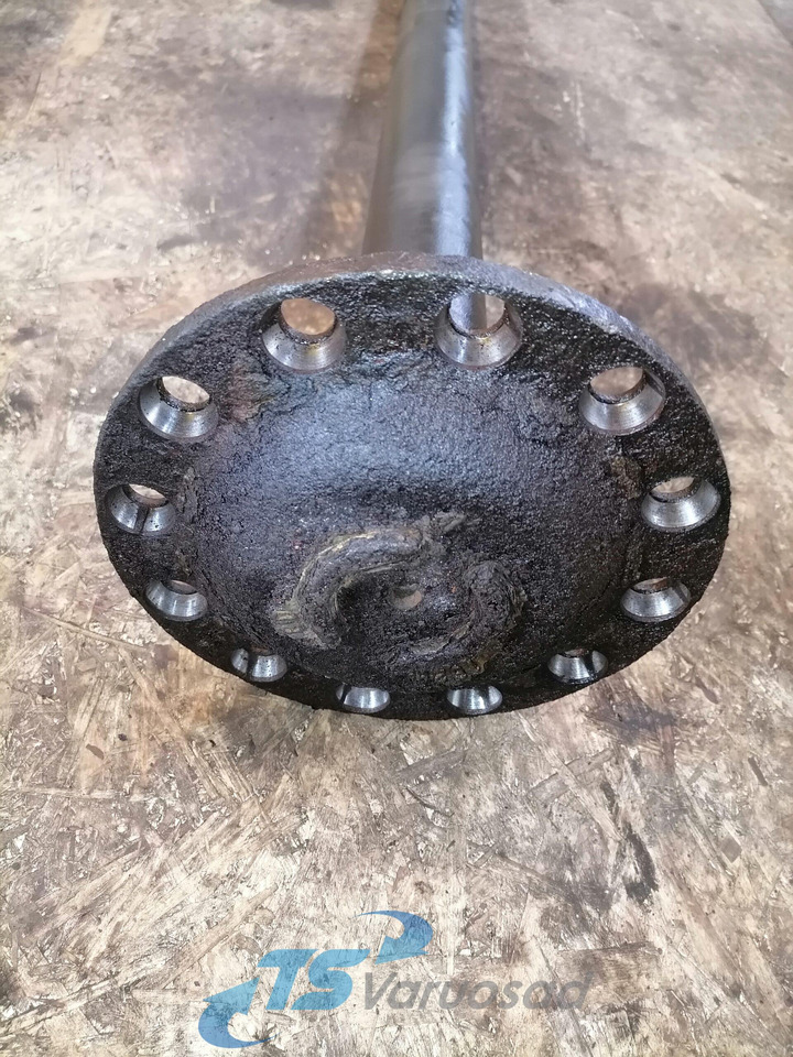 Volvo Drive shaft 1524627 - Veovõll - Veoauto: pilt 3 Volvo Drive shaft 1524627 - Veovõll - Veoauto: pilt 3