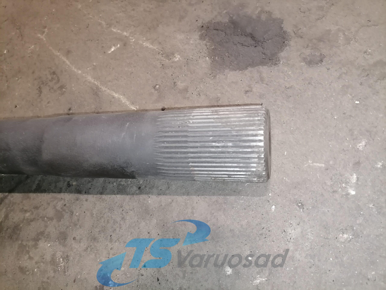 Volvo Drive shaft 8172096 - Veovõll - Veoauto: pilt 3 Volvo Drive shaft 8172096 - Veovõll - Veoauto: pilt 3