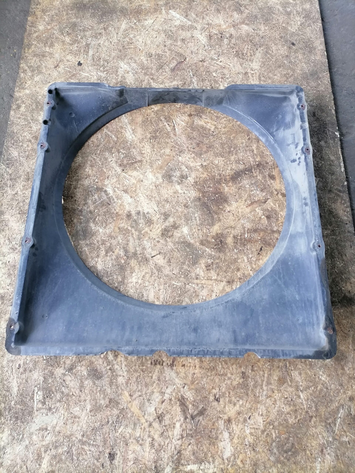 Volvo Fan shroud 20502964 - Radiaator - Veoauto: pilt 3 Volvo Fan shroud 20502964 - Radiaator - Veoauto: pilt 3