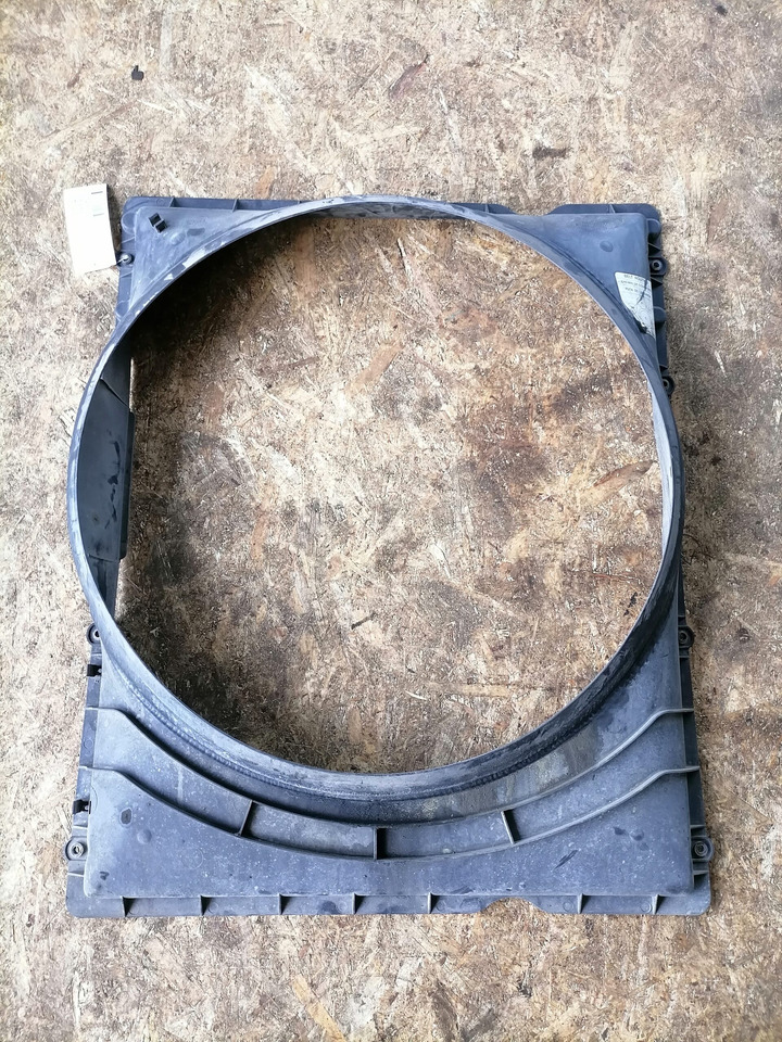 Volvo Fan shroud 3183757 - Radiaator - Veoauto: pilt 2 Volvo Fan shroud 3183757 - Radiaator - Veoauto: pilt 2