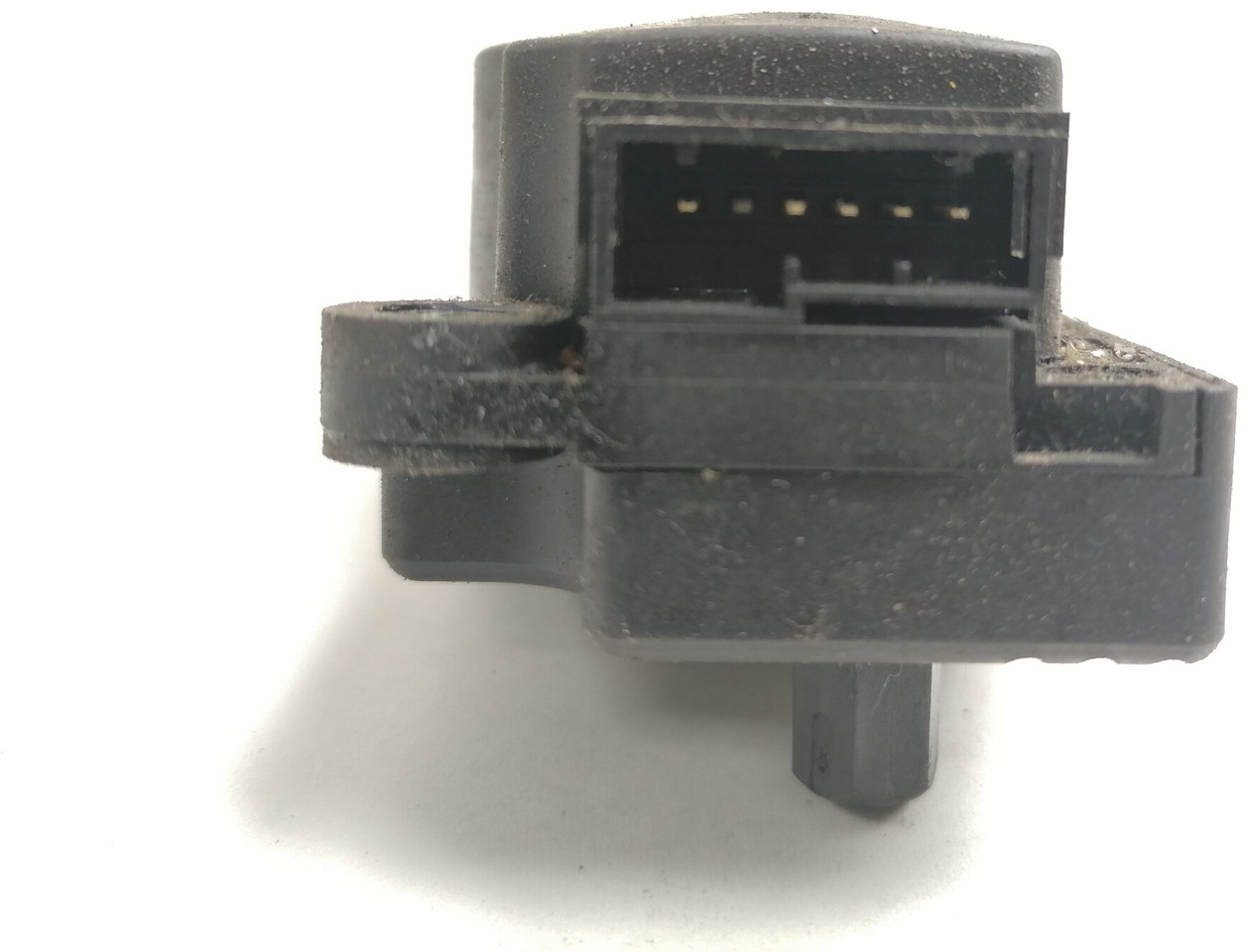 Volvo Interior heating damper position regulator 20443812 - Universaalosa - Veoauto: pilt 2 Volvo Interior heating damper position regulator 20443812 - Universaalosa - Veoauto: pilt 2