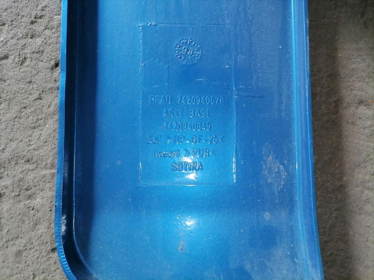 Volvo Kabiini tuulesuunaja, vasak külg 7420940678 - Aerodünaamika/ Spoiler - Veoauto: pilt 5 Volvo Kabiini tuulesuunaja, vasak külg 7420940678 - Aerodünaamika/ Spoiler - Veoauto: pilt 5
