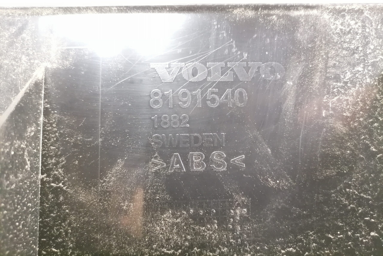 Volvo Küljeluugi plastraam 8191540 - Universaalosa - Veoauto: pilt 4 Volvo Küljeluugi plastraam 8191540 - Universaalosa - Veoauto: pilt 4