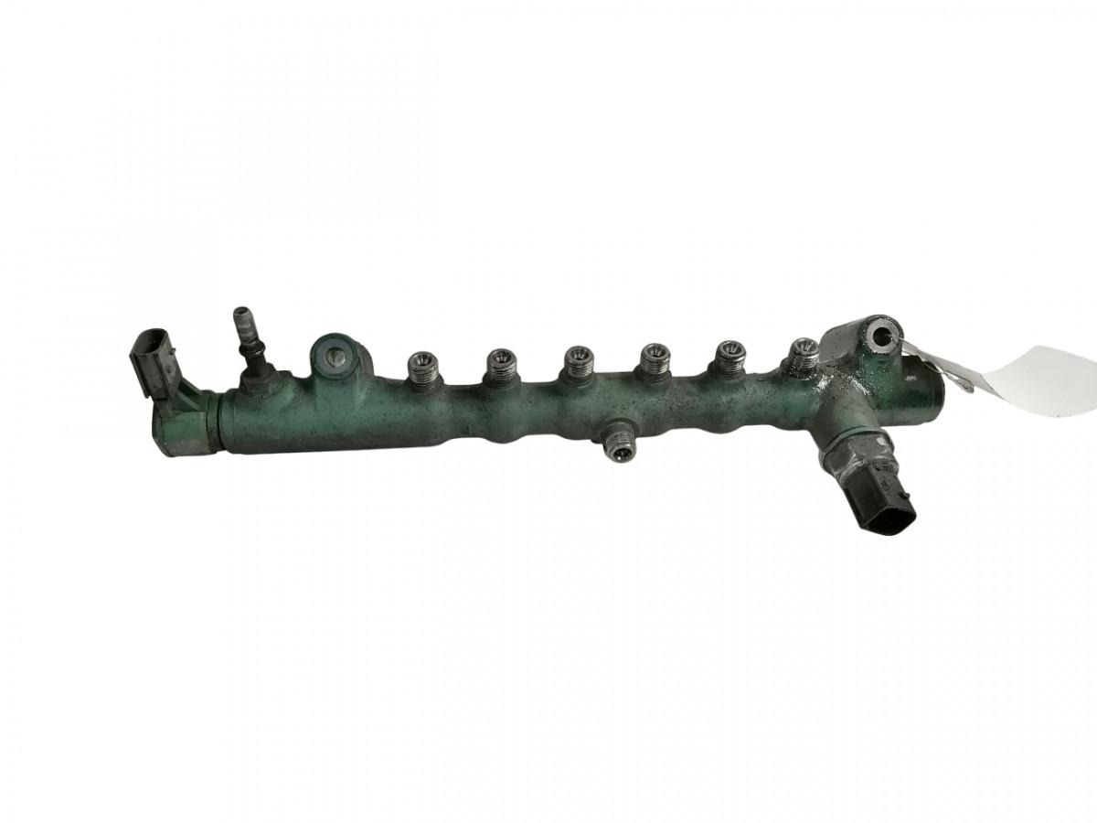 Volvo Kütuselatt 21675446 - Kütusesüsteem - Veoauto: pilt 1 Volvo Kütuselatt 21675446 - Kütusesüsteem - Veoauto: pilt 1