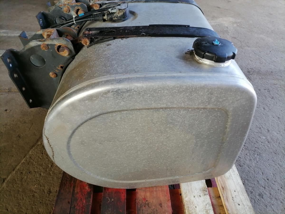Volvo Kütusepaak 310L 20504488 - Kütusepaak - Veoauto: pilt 4 Volvo Kütusepaak 310L 20504488 - Kütusepaak - Veoauto: pilt 4