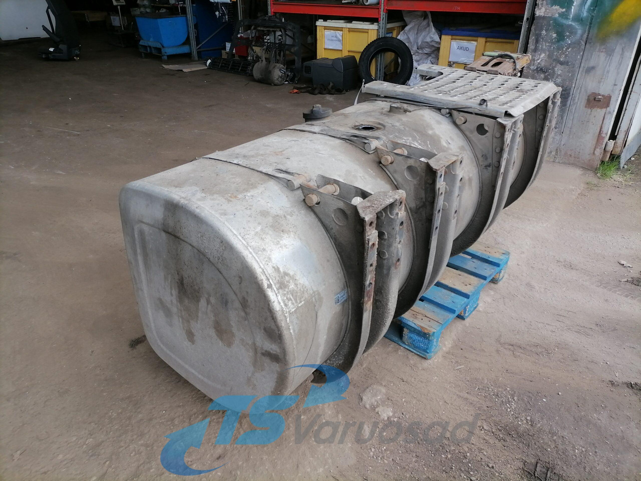 Kütusepaak - Veoauto Volvo Kütusepaak 900L 21442022: pilt 6