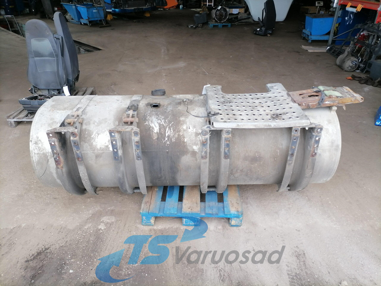 Kütusepaak - Veoauto Volvo Kütusepaak 900L 21442022: pilt 7