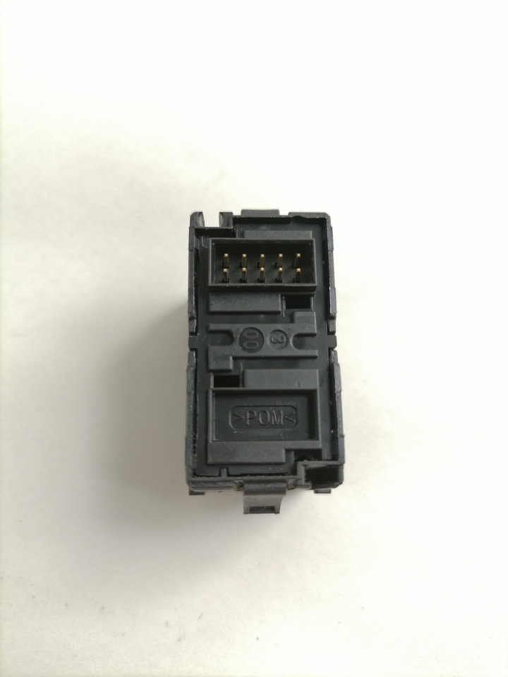 Volvo Lüliti 21211196 - Kabiin - Veoauto: pilt 3 Volvo Lüliti 21211196 - Kabiin - Veoauto: pilt 3