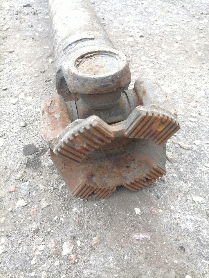 Volvo Propeller shaft 1068161 - Kardaan - Veoauto: pilt 3 Volvo Propeller shaft 1068161 - Kardaan - Veoauto: pilt 3