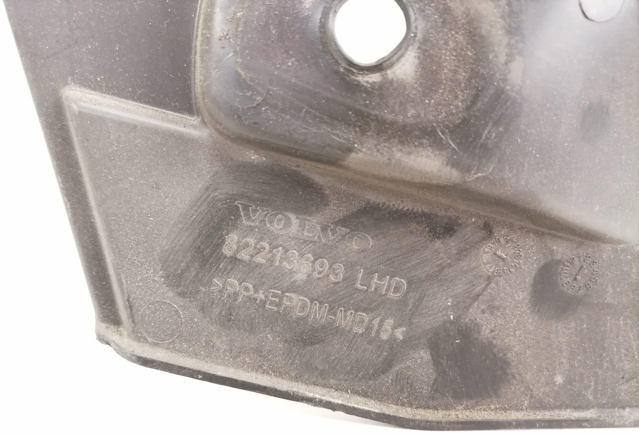 Volvo Salongi plastik 82213693 - Universaalosa - Veoauto: pilt 3 Volvo Salongi plastik 82213693 - Universaalosa - Veoauto: pilt 3