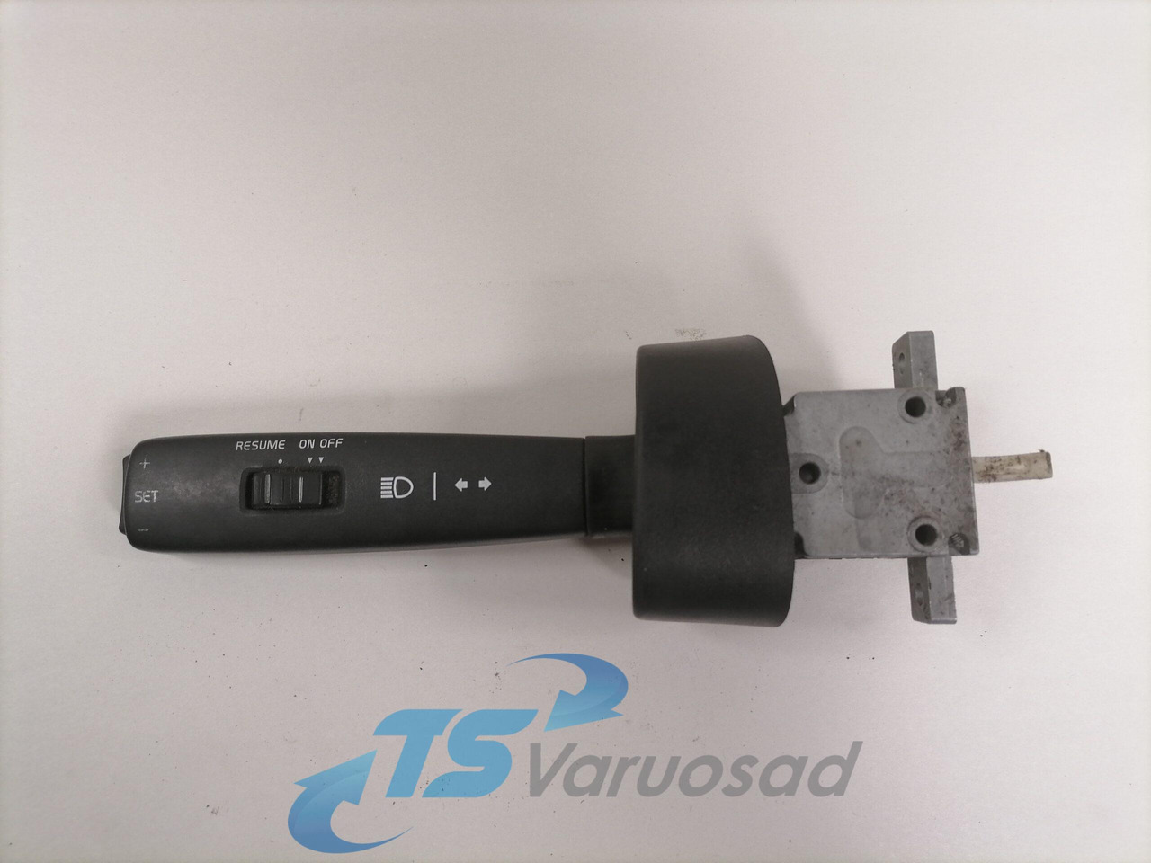 Volvo Switch, cruise control 21670857 - Elektrisüsteem - Veoauto: pilt 1 Volvo Switch, cruise control 21670857 - Elektrisüsteem - Veoauto: pilt 1