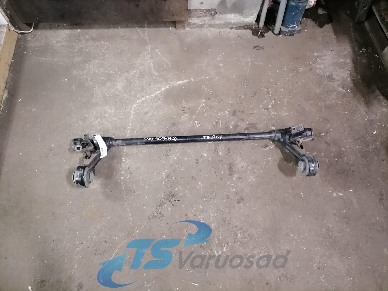 Volvo Volvo FH kabiini torsioonvarras 21750162 - Kabiini vedrustus - Veoauto: pilt 1 Volvo Volvo FH kabiini torsioonvarras 21750162 - Kabiini vedrustus - Veoauto: pilt 1