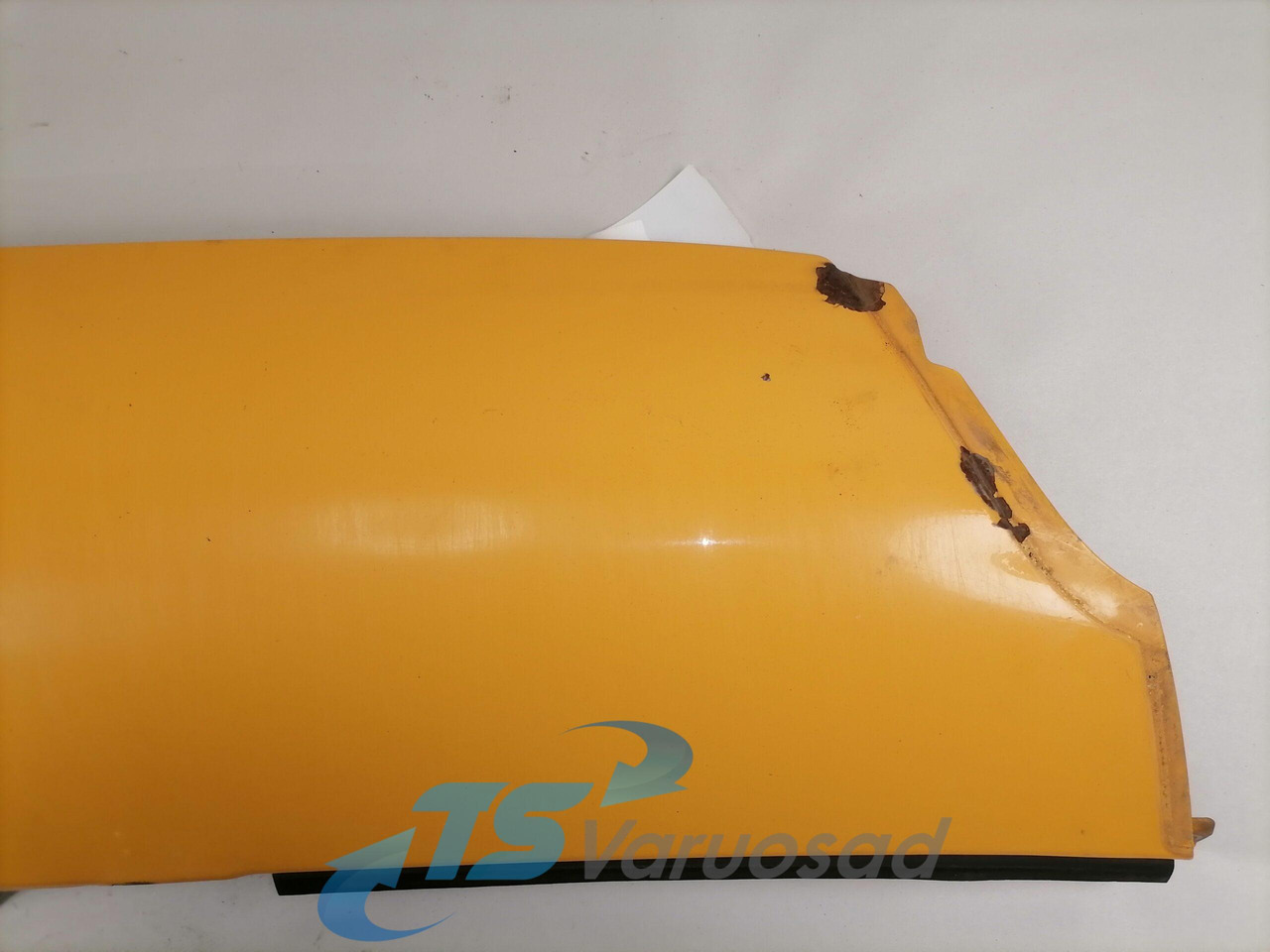 Volvo Volvo kabiini nurgapõsk, vasak 20379175 - Võre - Veoauto: pilt 3 Volvo Volvo kabiini nurgapõsk, vasak 20379175 - Võre - Veoauto: pilt 3