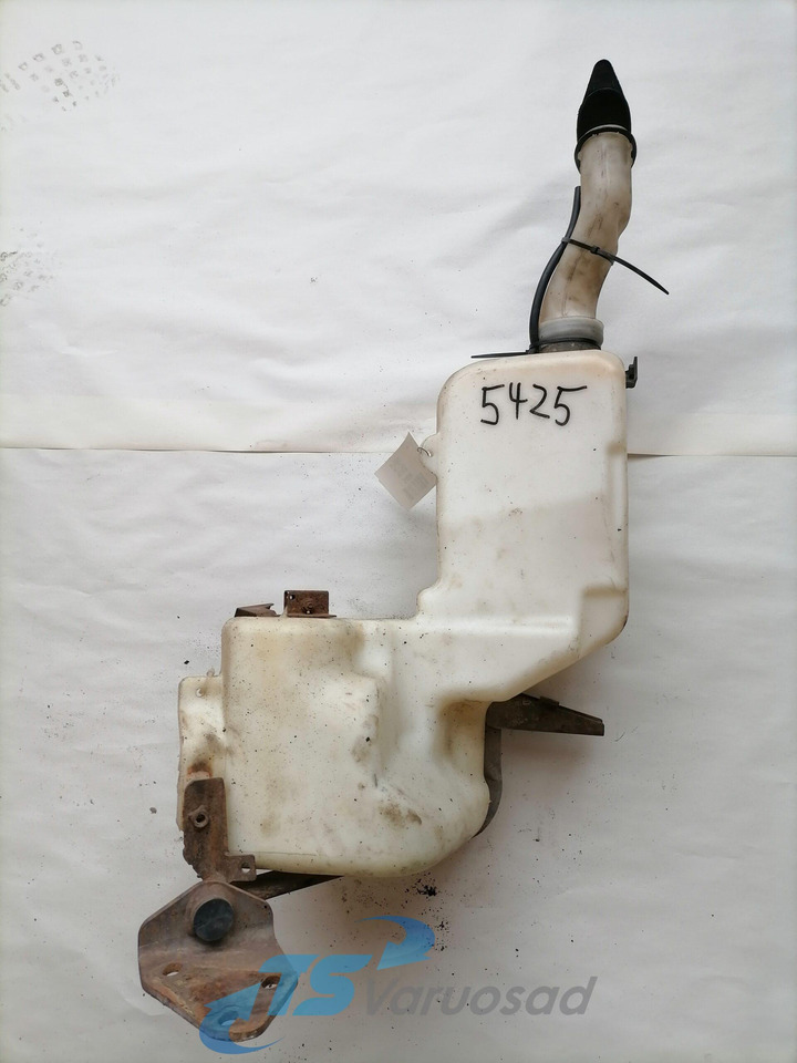 Volvo Windscreen washer fluid tank 20382655 - Klaasipuhasti - Veoauto: pilt 1 Volvo Windscreen washer fluid tank 20382655 - Klaasipuhasti - Veoauto: pilt 1