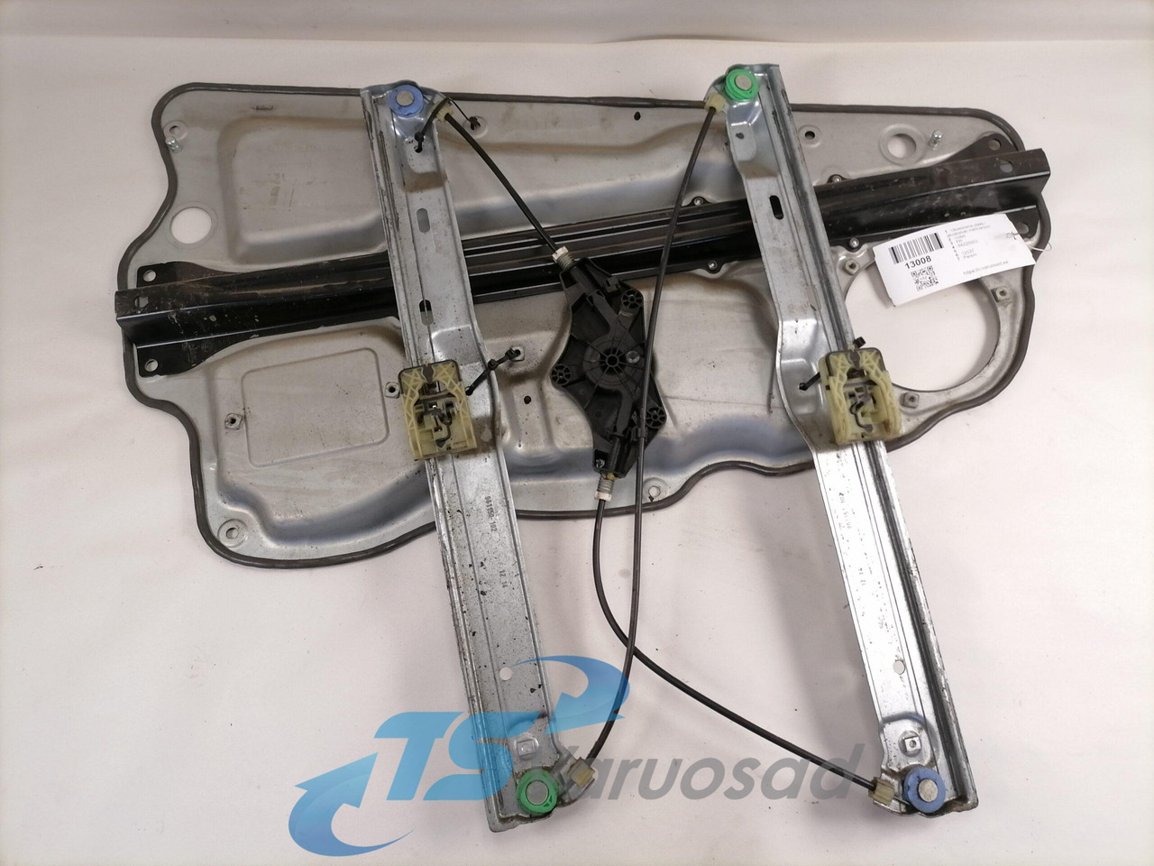 Volvo window mechanism 84225953 - Uks ja varuosad - Veoauto: pilt 2 Volvo window mechanism 84225953 - Uks ja varuosad - Veoauto: pilt 2