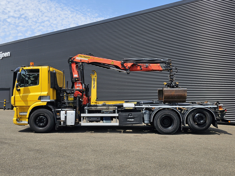 DAF CF 330 6x2-4 / PALFINGER CRANE + HOOKLIFT - Konkstõstukiga veoauto, Kraanaga veoauto: pilt 3 DAF CF 330 6x2-4 / PALFINGER CRANE + HOOKLIFT - Konkstõstukiga veoauto, Kraanaga veoauto: pilt 3