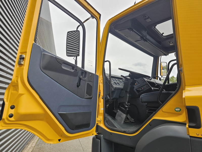 Kraanaga veoauto DAF CF 85.330 ATI / 40 t/m CRANE / KRAN / 8.500 km!: pilt 14 Kraanaga veoauto DAF CF 85.330 ATI / 40 t/m CRANE / KRAN / 8.500 km!: pilt 14