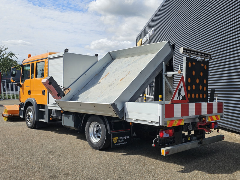 MAN TGM 15.240 BL / TIPPER / DOKA / VEEG / SWEEPER - Tänavapühkimismasin: pilt 4 MAN TGM 15.240 BL / TIPPER / DOKA / VEEG / SWEEPER - Tänavapühkimismasin: pilt 4