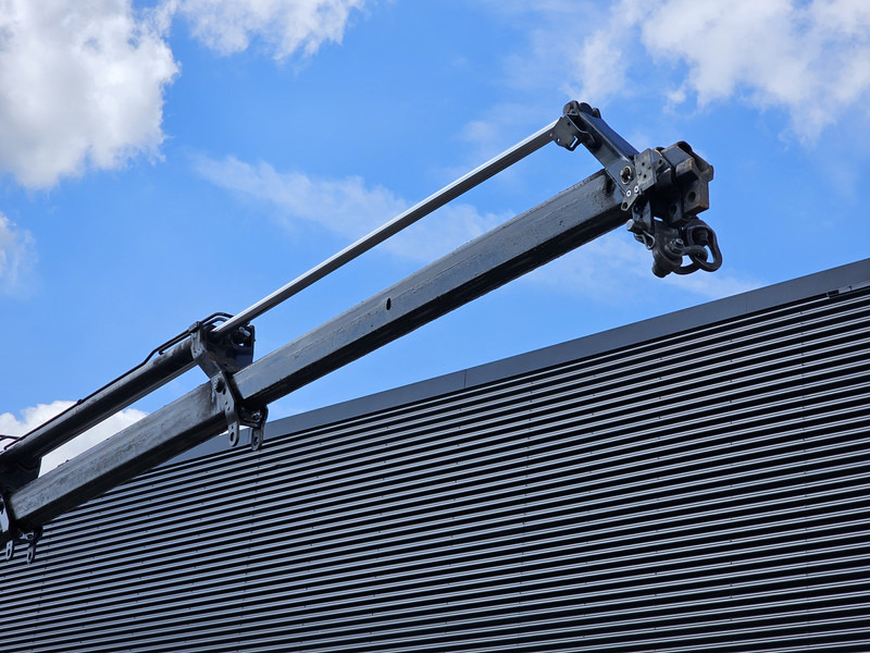 MAN TGX 35.480 8x4-4 / HMF 85 t/m + JIB / WINCH - Madelveok/ Platvormveok, Kraanaga veoauto: pilt 4 MAN TGX 35.480 8x4-4 / HMF 85 t/m + JIB / WINCH - Madelveok/ Platvormveok, Kraanaga veoauto: pilt 4