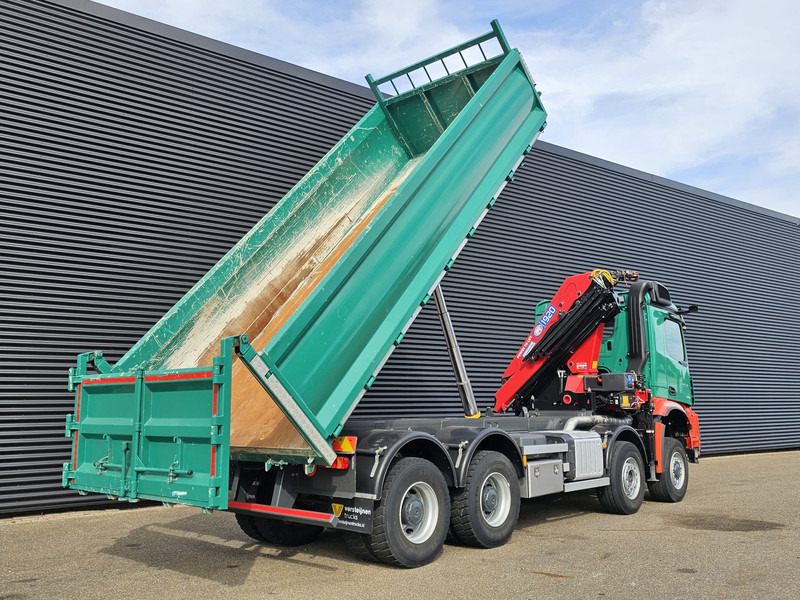 Mercedes-Benz AROCS 4145 / 8X6 / TIPPER + HMF CRANE - Kraanaga veoauto: pilt 4 Mercedes-Benz AROCS 4145 / 8X6 / TIPPER + HMF CRANE - Kraanaga veoauto: pilt 4