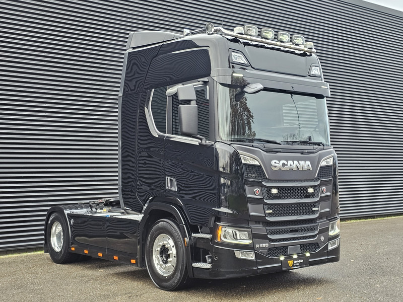Scania R580 V8 4X2 / HYDRAULIC / RETARDER / FULL AIR - Sadulveok: pilt 2 Scania R580 V8 4X2 / HYDRAULIC / RETARDER / FULL AIR - Sadulveok: pilt 2