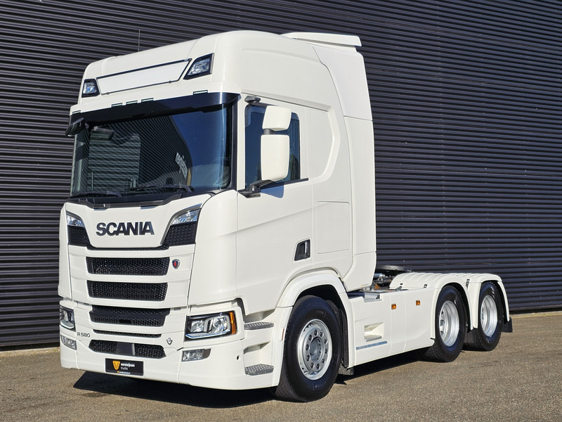 Scania R580 V8 / 6x4 / FULL AIR / RETARDER - Sadulveok: pilt 1 Scania R580 V8 / 6x4 / FULL AIR / RETARDER - Sadulveok: pilt 1