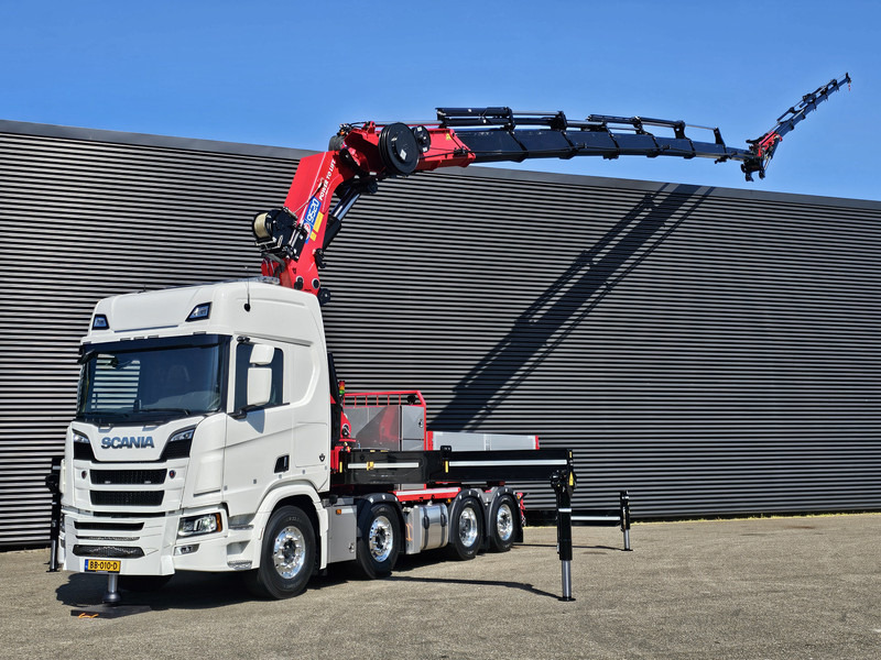 Scania R590 8x2*6 HMF 9520 + JiB + WINCH / TRACTOR / - Sadulveok: pilt 1 Scania R590 8x2*6 HMF 9520 + JiB + WINCH / TRACTOR / - Sadulveok: pilt 1