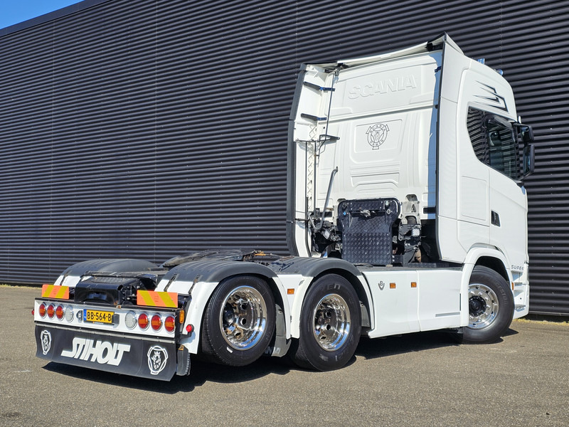 Scania S580 V8 6X2 BOOGIE / FULL AIR / RETARDER - Sadulveok: pilt 3 Scania S580 V8 6X2 BOOGIE / FULL AIR / RETARDER - Sadulveok: pilt 3