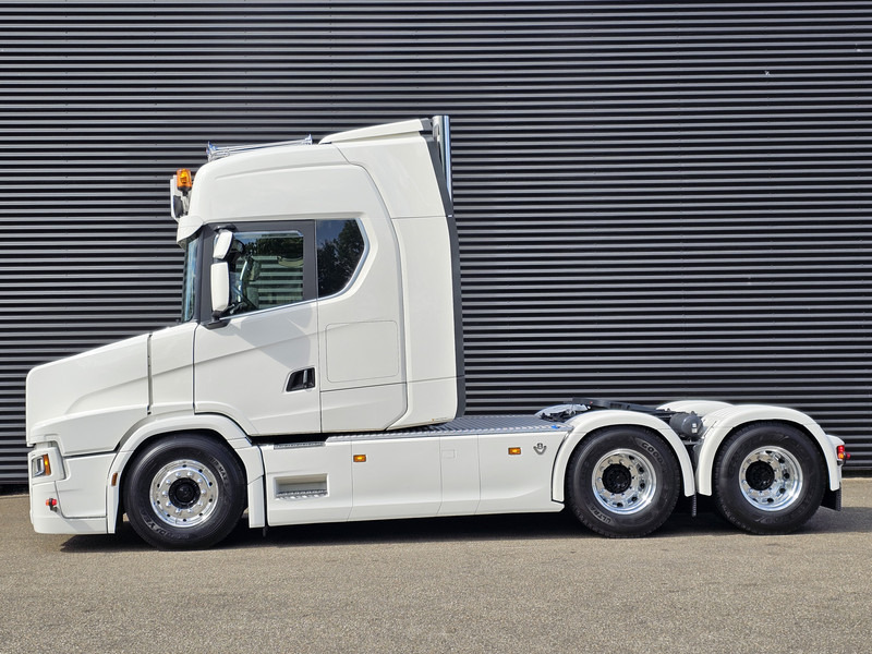 Scania T660 V8 6x4 TORPEDO / HAUBER / SHOW TRUCK - Sadulveok: pilt 2 Scania T660 V8 6x4 TORPEDO / HAUBER / SHOW TRUCK - Sadulveok: pilt 2