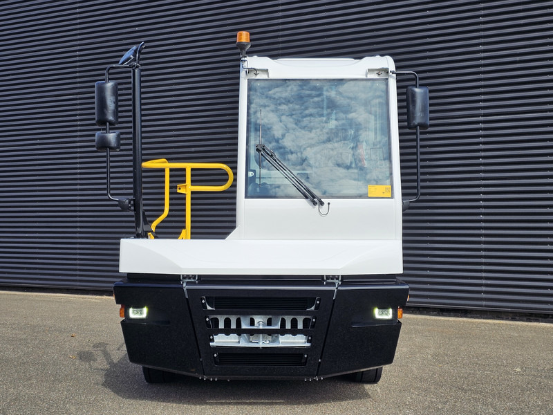 Terberg YT193 / !!NEW!! / TERMINAL / RANGEERTREKKER - Laotraktor: pilt 3 Terberg YT193 / !!NEW!! / TERMINAL / RANGEERTREKKER - Laotraktor: pilt 3