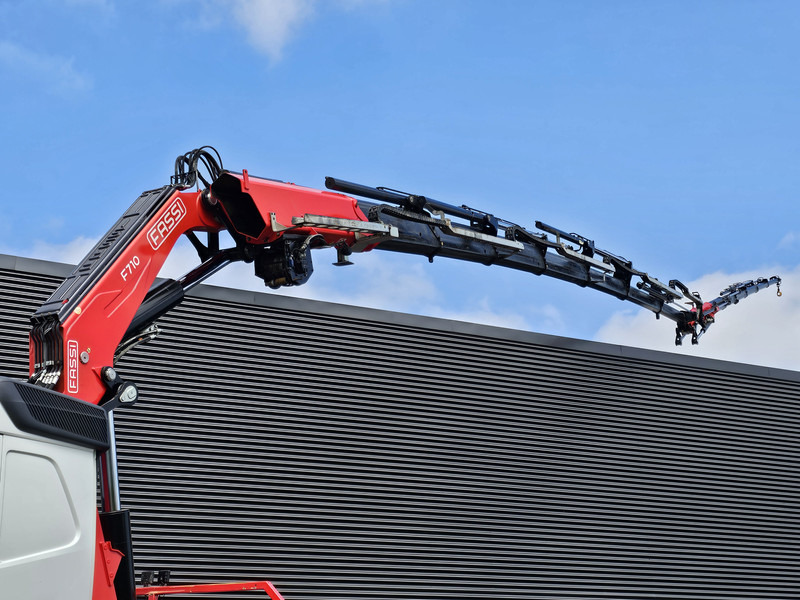 Volvo FH 540 8x4-4 / FASSI 71 t/m CRANE + JIB WINCH / KRAN / GRUA - Madelveok/ Platvormveok, Kraanaga veoauto: pilt 2 Volvo FH 540 8x4-4 / FASSI 71 t/m CRANE + JIB WINCH / KRAN / GRUA - Madelveok/ Platvormveok, Kraanaga veoauto: pilt 2