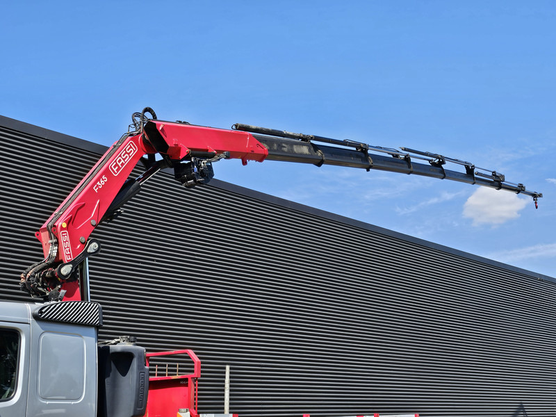 Volvo FM 460 8x4-4 / FASSI 36.5 t/m -8 x EXTENSION + WINCH - Madelveok/ Platvormveok, Kraanaga veoauto: pilt 2 Volvo FM 460 8x4-4 / FASSI 36.5 t/m -8 x EXTENSION + WINCH - Madelveok/ Platvormveok, Kraanaga veoauto: pilt 2